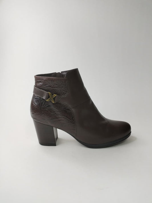 Botín Hebles Raquel Moro con Detalle Hoja
